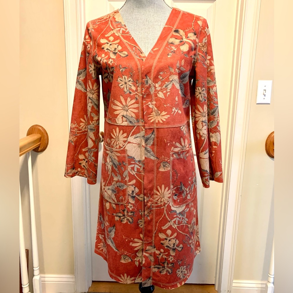Anthropologie Solitaire faux suede floral Duster jacket sz S, two front …